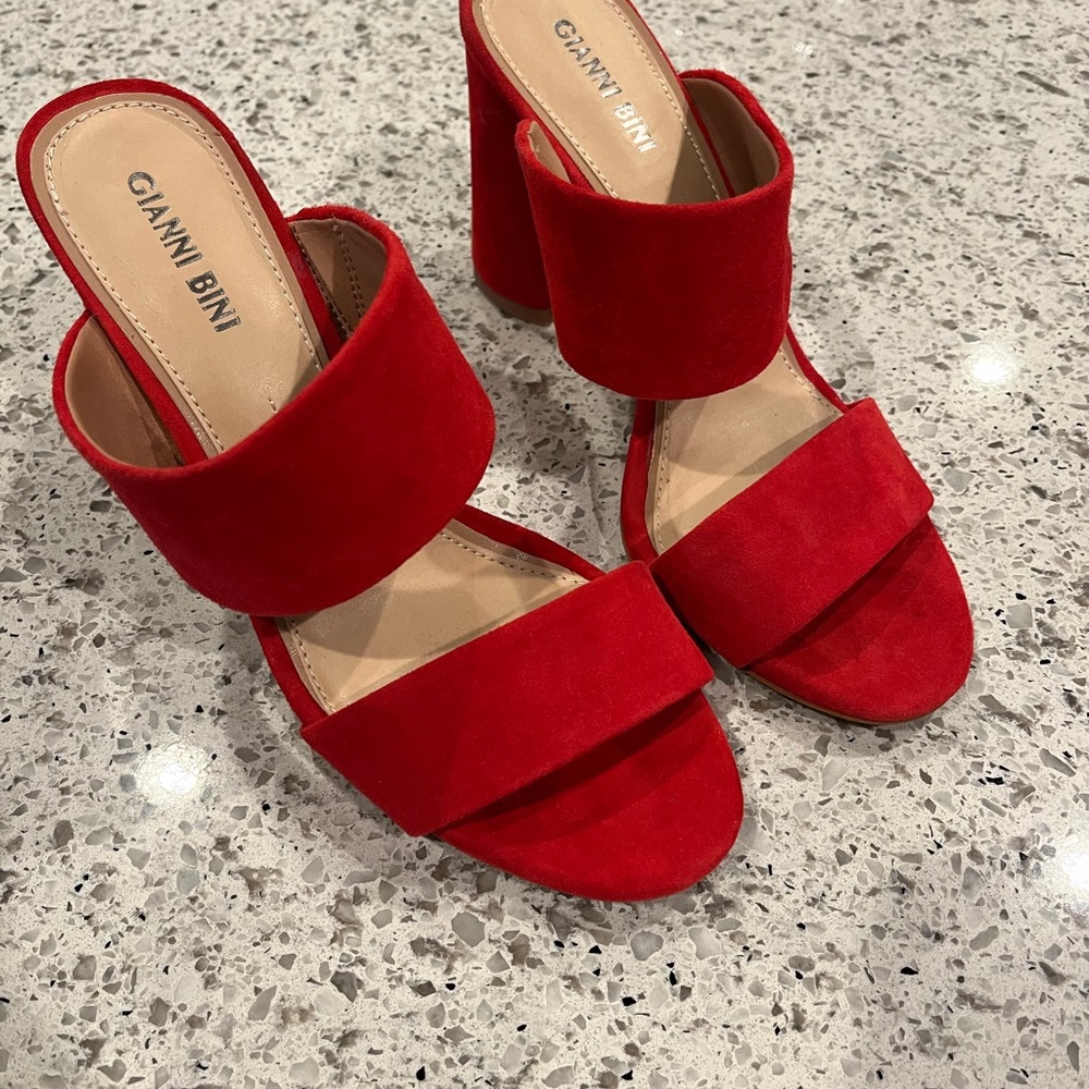 Gianni Bini Red Suede Heels